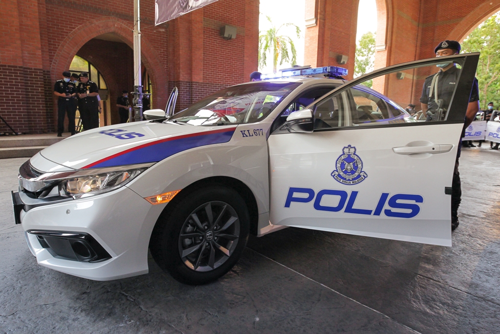 Honda kereta peronda polis